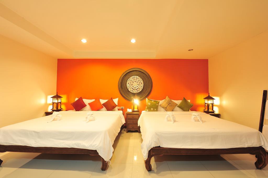 Lullaby Inn Silom Bangkok Exterior foto