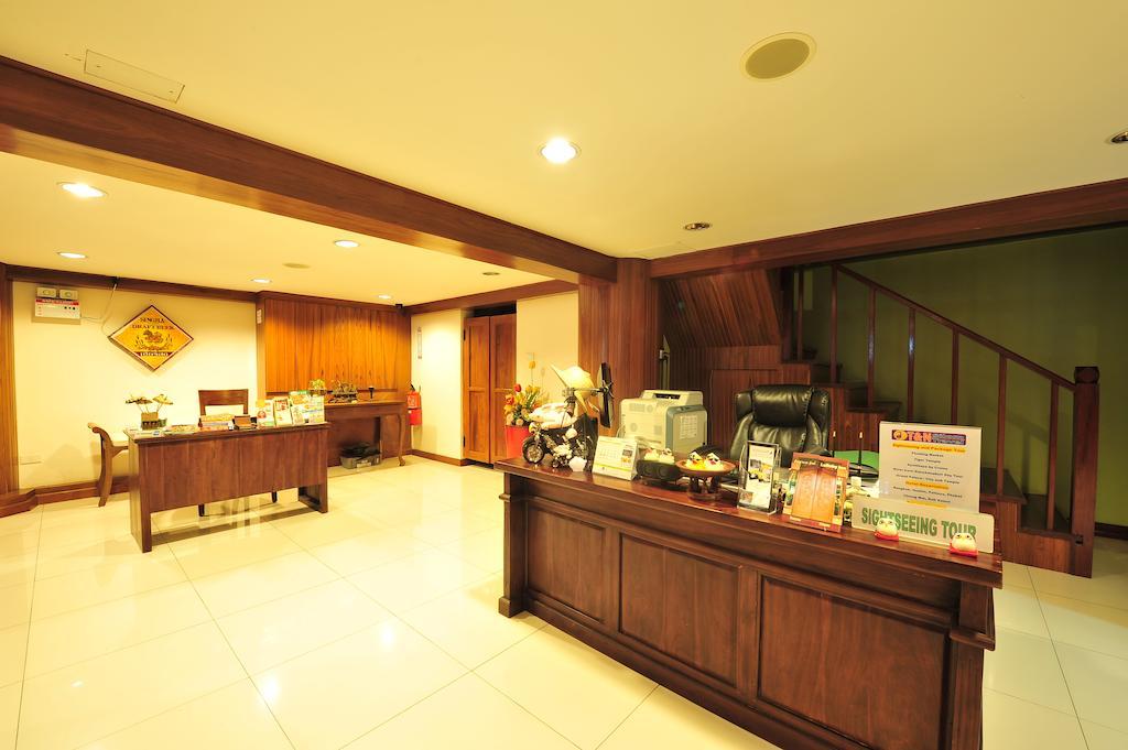 Lullaby Inn Silom Bangkok Exterior foto